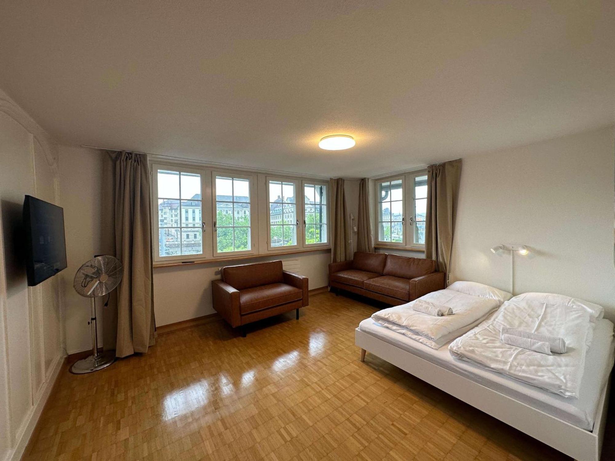 Hitrental Limmatquai Apartment Zurich Exterior photo